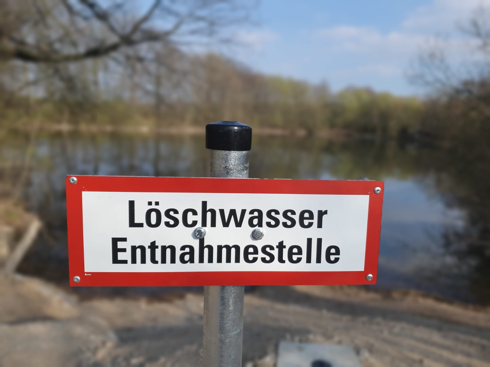 Schild Löschwasserentnahmestelle